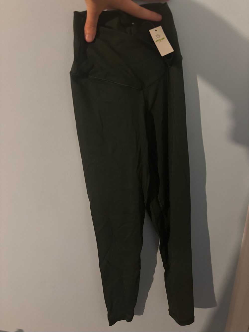 Offline by aerie leggings brand new with tags size xs green